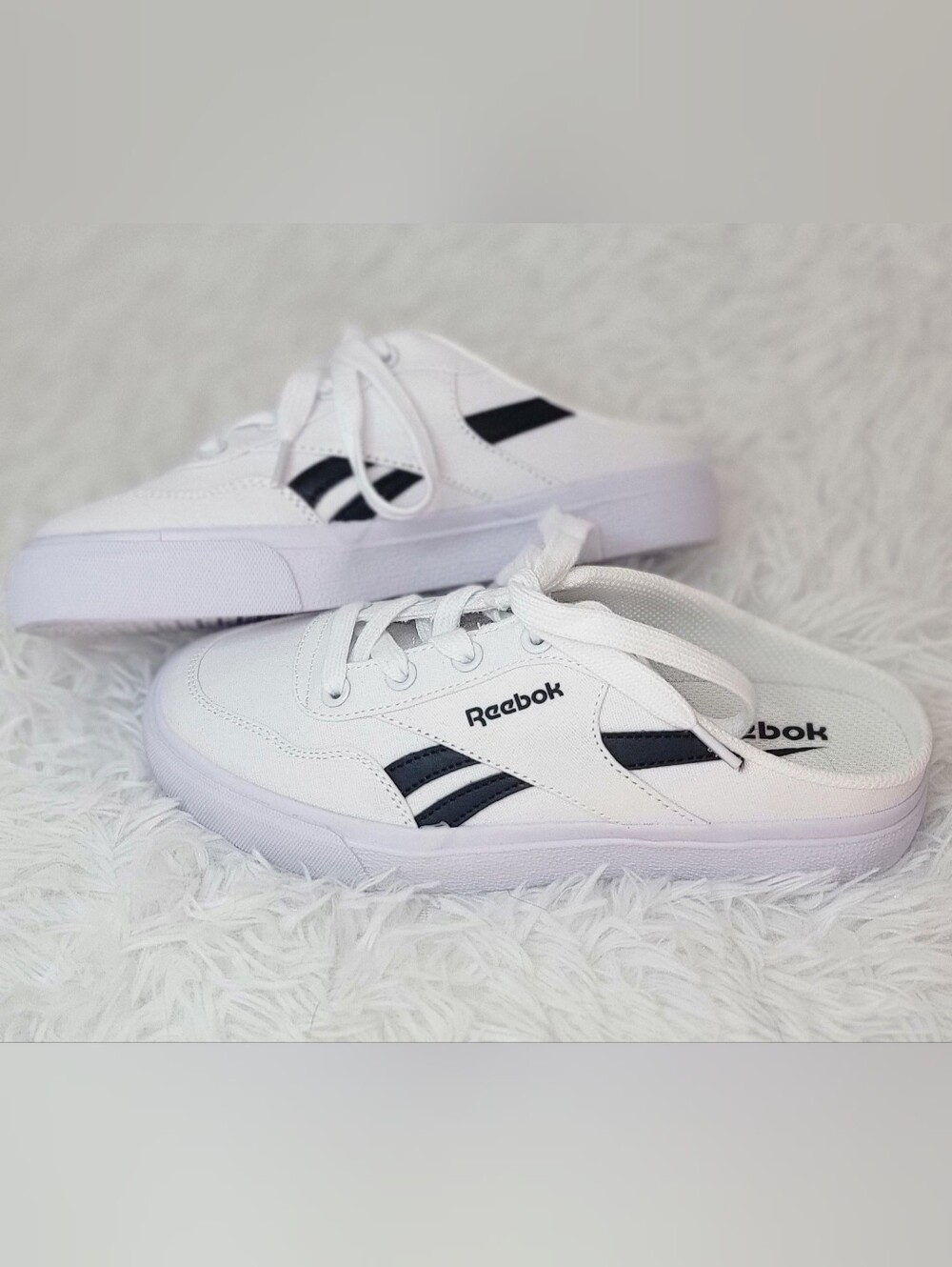 NWOT Reebok White Mule Sneakers with Black Stripes. Sz 6.5